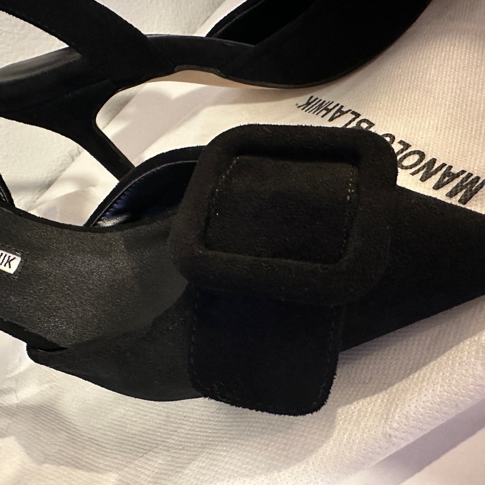 Manolo Blahnik Black Suede Slingback Pumps – Size 37 (Approx. US 7) - Picture 10 of 15